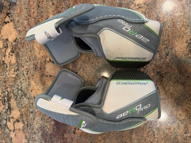 Senior Large Eagle Aero Pro Elbow Pads (Used)
