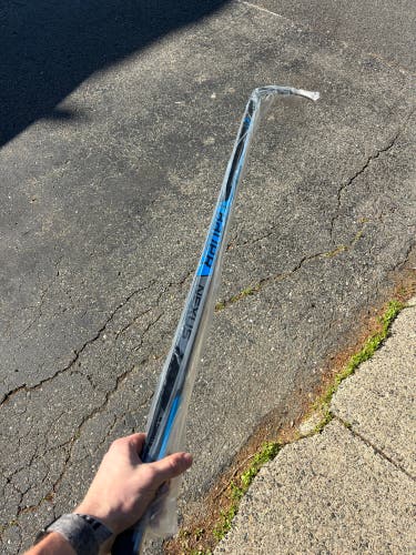 Intermediate Bauer Nexus 2N Pro Left Hand Hockey Stick P88 65 Flex (New)