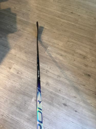 Senior Bauer Vapor Flylite Right Handed Hockey Stick P92 87 Flex (Used)