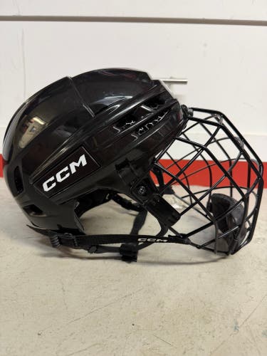 Medium CCM Tacks 720 Helmet (Used)
