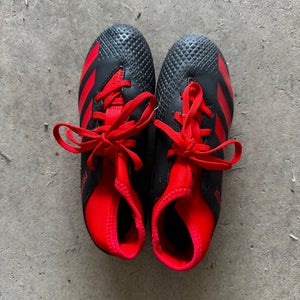 Black Unisex 3.5Y (Big Kids / Youth) Adidas Predator 20.4 Molded Cleats Cleats (New)