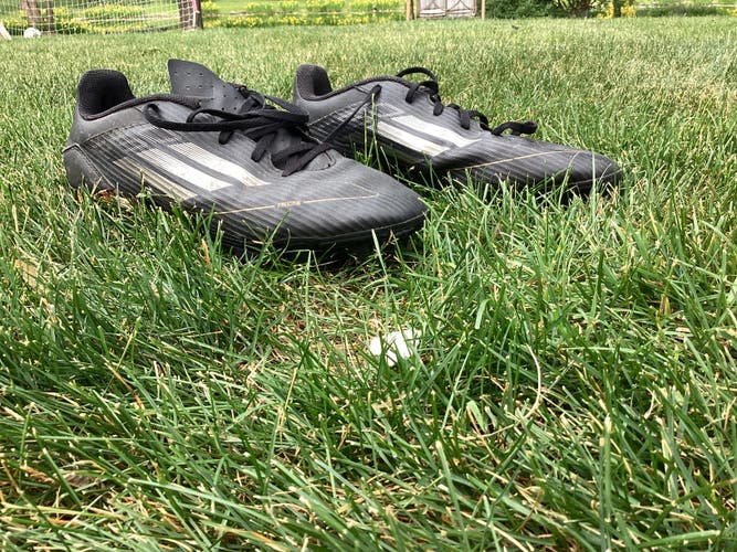 Black Men's Adidas Trainers Cleats (Used)