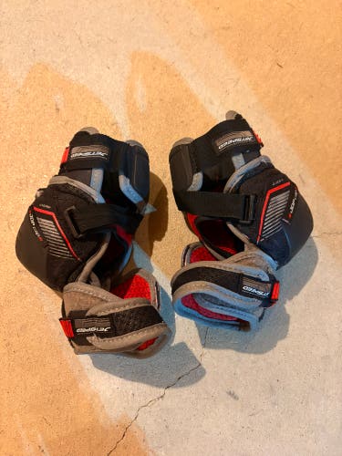 Junior Small CCM JetSpeed FT390 Elbow Pads (Used)