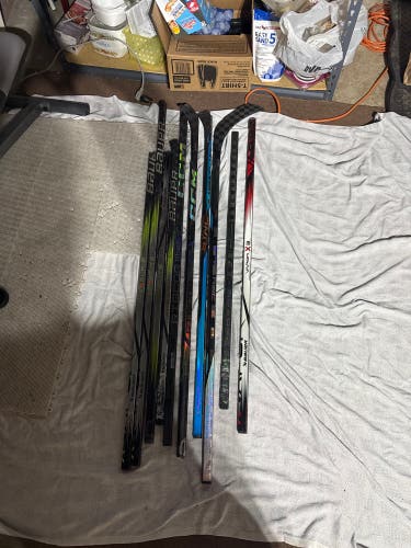 Broken hockey sticks 10 pack bundle. Flex’s from 20-87 (CHECK DESCRIPTION)