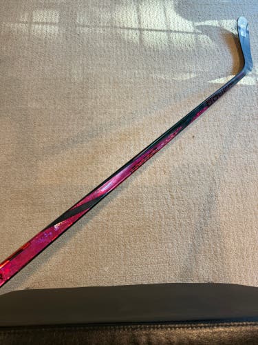 Senior Bauer Twitch Left Hand Hockey Stick P92 77 Flex (New)