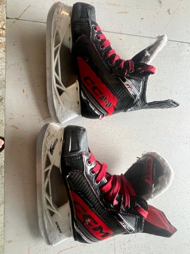 2023 CCM JetSpeed FT6 Pro Hockey Skates Regular Width 13 (Used)