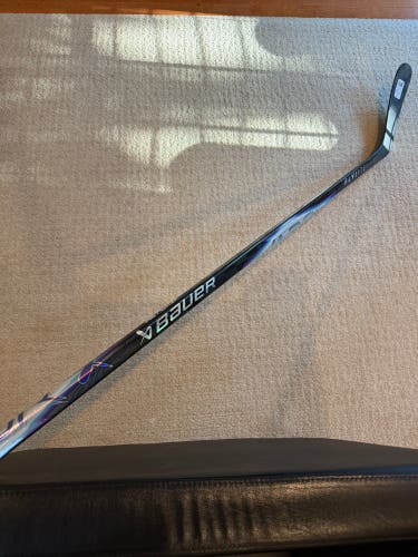 Senior Bauer Vapor Flylite Left Hand Hockey Stick P92 70 Flex (New)