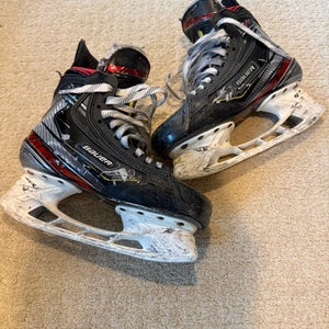 2019 Bauer Vapor 2X Pro Hockey Skates Regular Width Size 5 (Used)