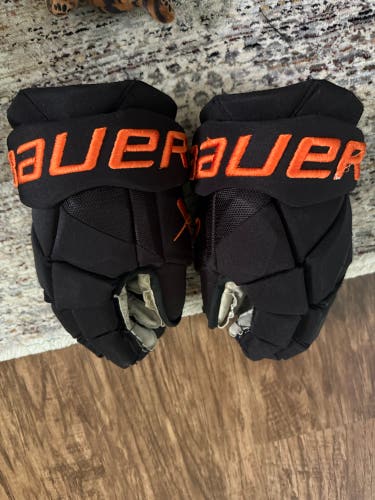Bauer Vapor Hyperlite Gloves 14" (Used)
