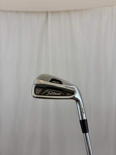 Titleist AP2 4-Iron Dynamic Gold Stiff Flex 38.5 NICE
