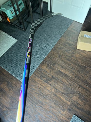 Senior Bauer Vapor Flylite Left Hand Hockey Stick P92 70 Flex (New)