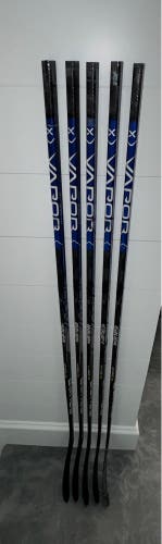 Senior Bauer Vapor Hyperlite Right Handed Hockey Stick P28M 77 Flex Pro Stock (Used with tape marks)