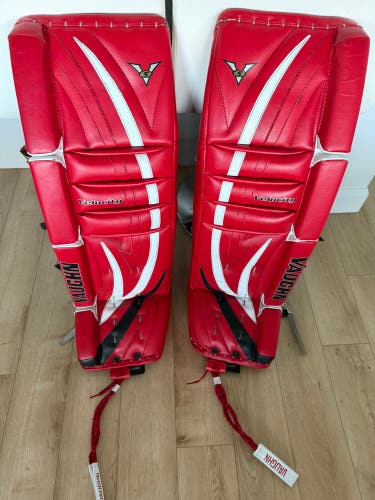 36" 2014 Vaughn V5 7470 Goalie Leg Pads (Used)