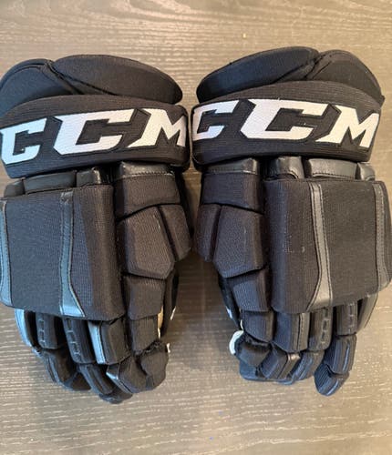 CCM HGCL Crazy Light Pro Stock Hockey Gloves 14” Stars 3916