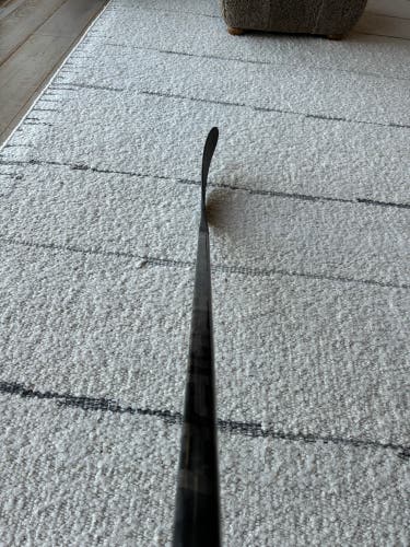 Senior Bauer Proto-R Left Hand Hockey Stick P28 82 Flex Pro Stock (New)