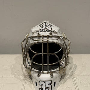Senior Small 2023 Bauer 940 Goalie Mask (Used)