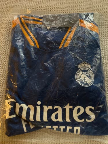 Blue Large Men's Adidas Jersey (New)