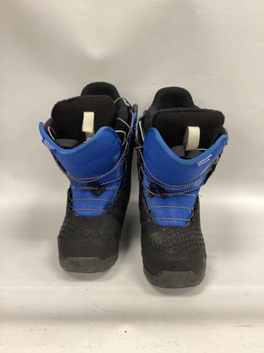 Used Burton Concord Smalls Boys Snowboard Boots Black And Navy Blue Junior 05 11851-s000025745