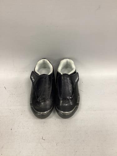 Used Soccer Cleats Black Youth 08.0 11851-s000032093