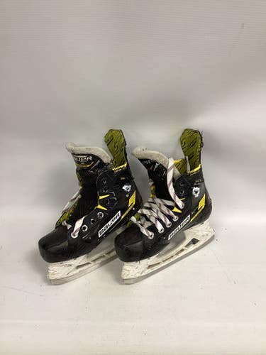 Used Bauer Supreme M4 Junior Hockey Skate Junior 01.5 11851-s000032854