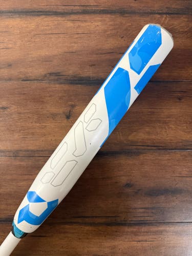 2023 DeMarini CF 31/21 (-10) Fastpitch Softbsll Bat