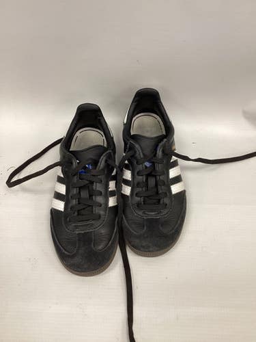 Used Adidas Soccer Indoor Shoes Black Youth 13.0 11851-s000030874