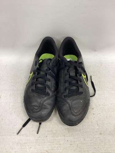 Used Nike Tiempo Soccer Cleats Black Junior 03.5 11851-s000037557