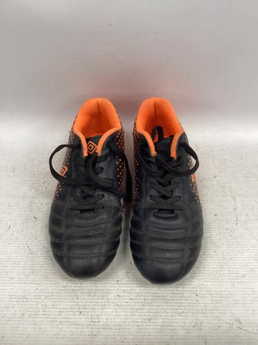 Used Soccer Cleats Black Senior 5 11851-s000040777
