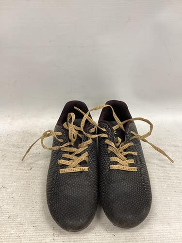 Used Under Armour Soccer Cleats None Junior 03.5 11851-s000042820