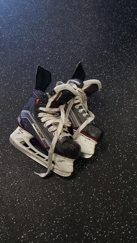 Used Bauer X600 Junior Hockey Skate Junior 03 11849-s000016664