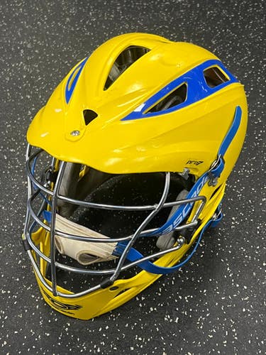 Used Cascade Cascade Pro-7 Crabs Lacrosse Helmet Yellow One Size 11849-s000027393