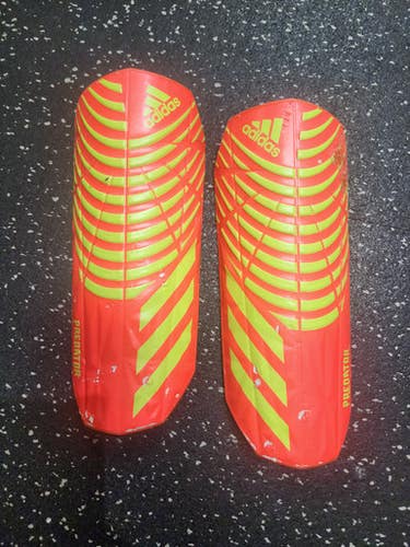 Used Adidas Predator Soccer Shin Guards Junior Orange Junior 11849-s000034680