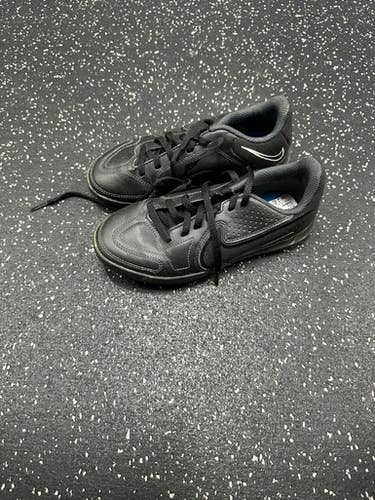 Used Nike Soccer Indoor Shoes Black Junior 01 11849-s000026258