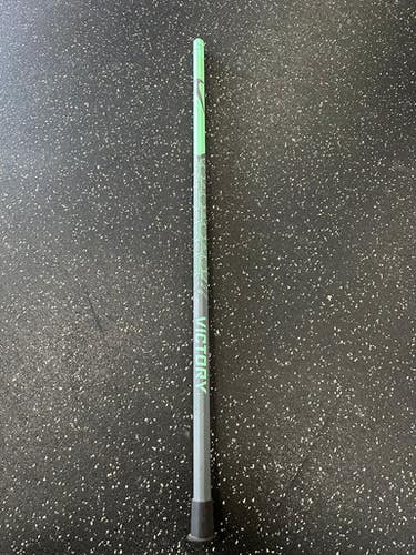 Used Nike Victory Tapre Womens Atk Mid Lax Shaft Almond 11849-s000032679