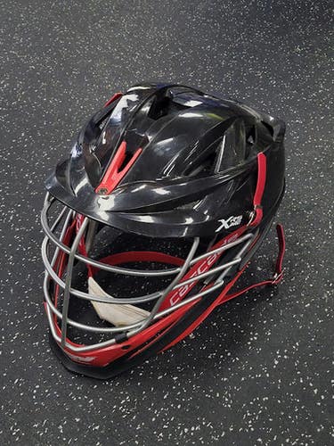 Used Cascade Xrs Pro One Size Lacrosse Helmets 11849-s000015485