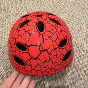 Men's Medium Bike Helmet (Used)