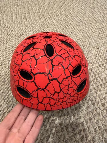 Men's Medium Bike Helmet (Used)