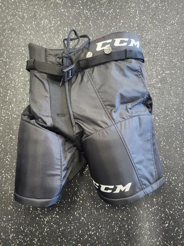 Used Ccm Quicklite Junior Pant Black Md 11849-s000021404