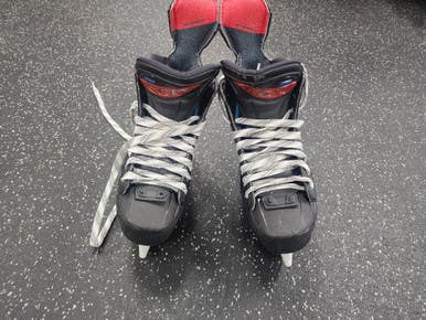Used Ccm Jetspeed Vibe Xs Intermediate Hockey Skate Intermediate 5.5 11849-s000022243