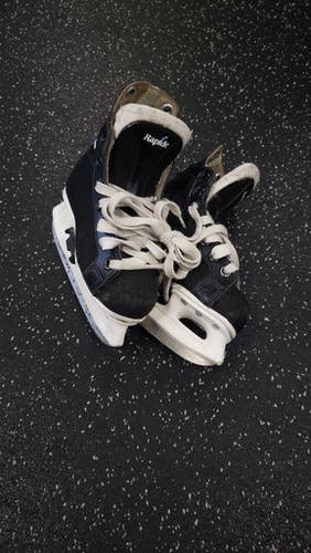 Used Ccm Rapide Junior Hockey Skate Junior 01 11849-s000023762