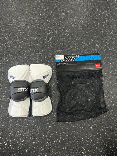 Stx K18 Elbow White Large 11849-stxatkk18w