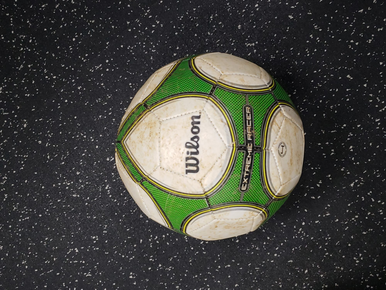 Used Wilson Extreme Racer All Size Soccer Ball White 4 11849-s000025564
