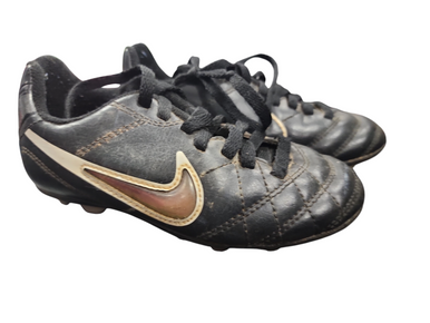 Used Nike Lax Cleats Boys White Junior 05.5 11849-s000020408