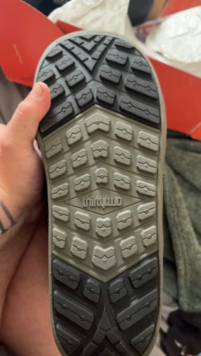 Size M 12.0 (W 13.0) Thirty Two Lashed Snowboard Boots (New)