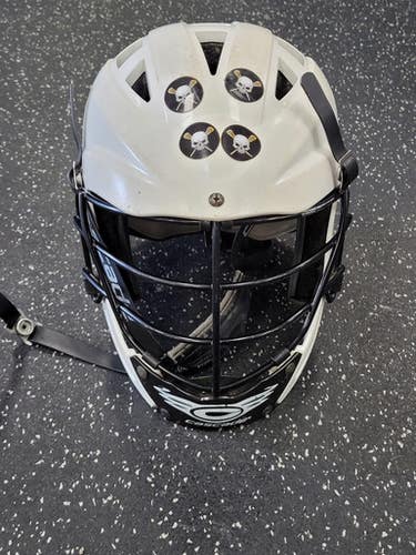 Used Cascade Cs Lacrosse Helmet White One Size 11849-s000038199