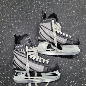 Used Ccm 01 Junior Hockey Skate Junior 02 11849-s000039760