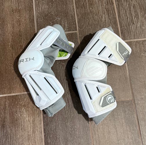 Medium Adult Maverik Max Arm Pads (Used)