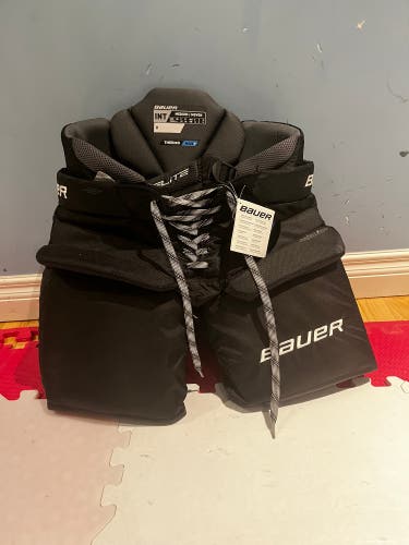 Intermediate Medium Bauer Elite Hockey Goalie Pants (New)
