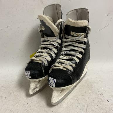 Used Ccm Cham Junior Hockey Skate Black Junior 01 11855-s000190716