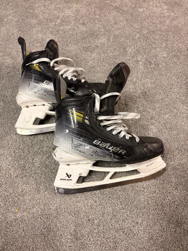 Bauer Hyperlite 2 Hockey Skates Size 10 fit 2